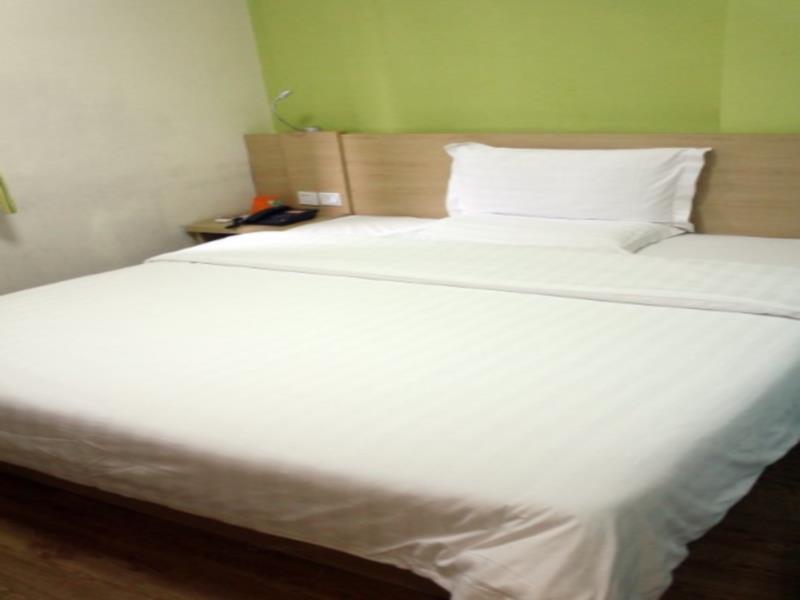 7Days Inn Huaihua Mayang Binhe Road Экстерьер фото