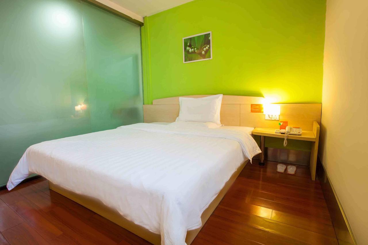 7Days Inn Huaihua Mayang Binhe Road Экстерьер фото