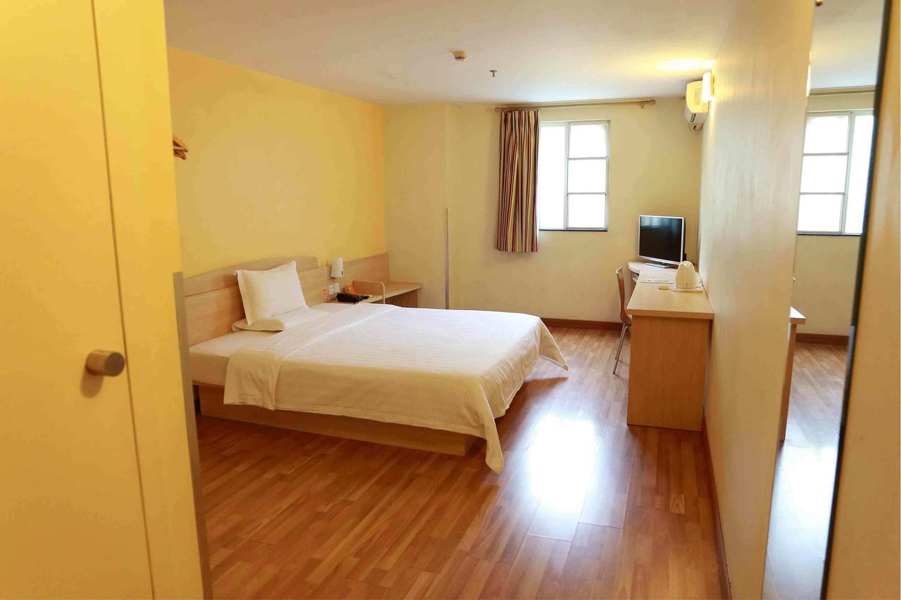 7Days Inn Huaihua Mayang Binhe Road Экстерьер фото